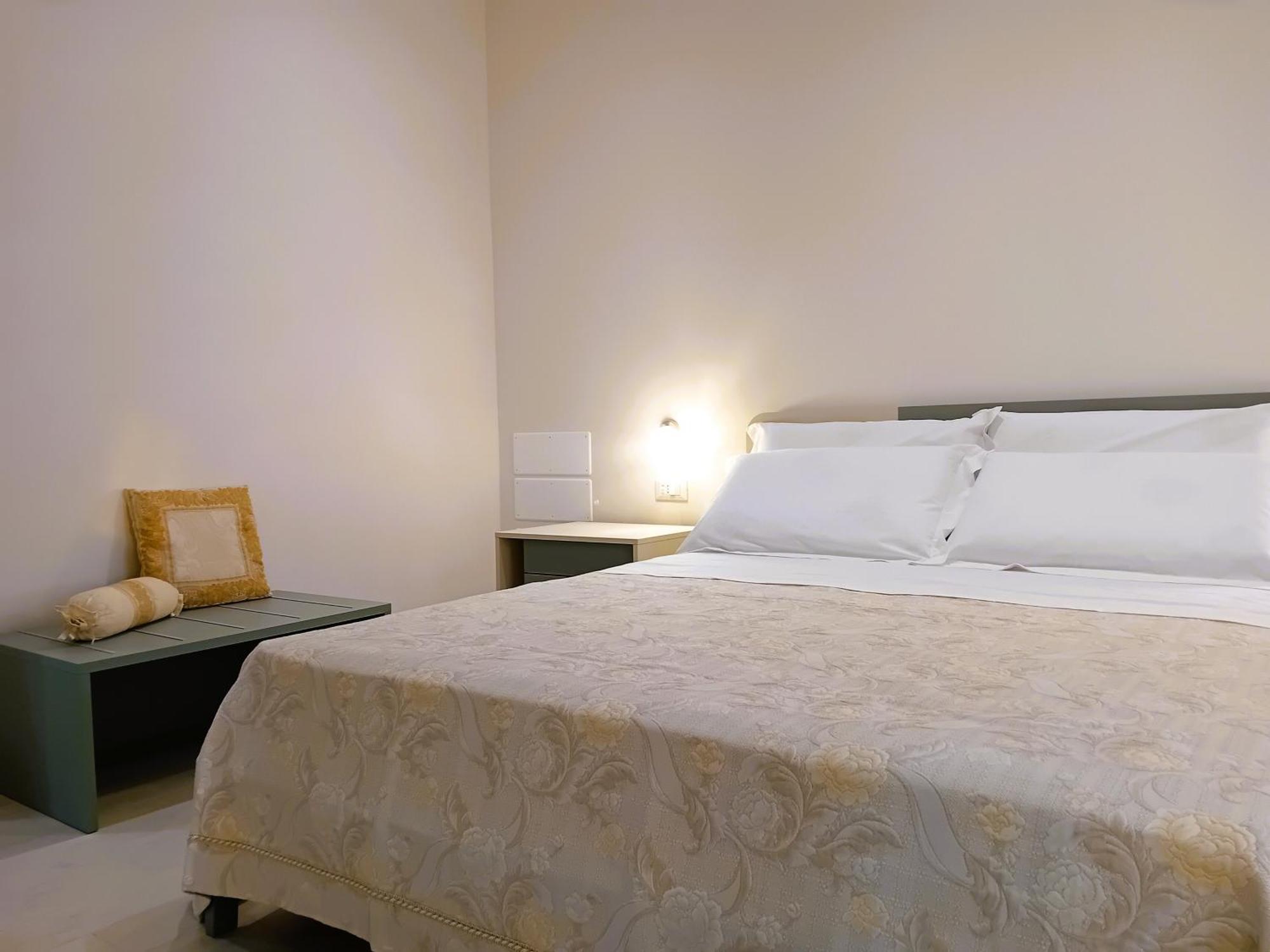 Pietra Di Puglia Hotel Monopoli Exterior foto