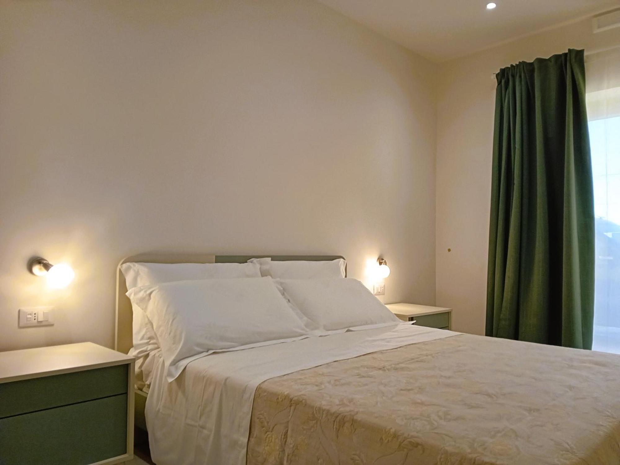 Pietra Di Puglia Hotel Monopoli Exterior foto