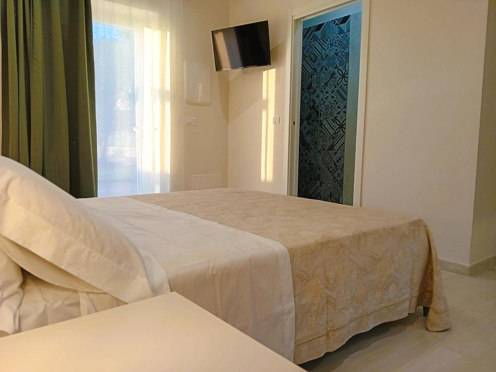 Pietra Di Puglia Hotel Monopoli Exterior foto